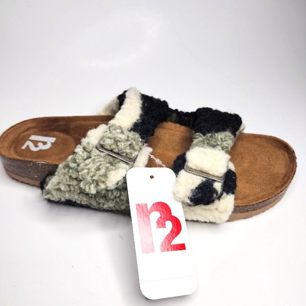 NEW R2 Bernette Light Camo Sherpa Memory Foam Buckle Sandals